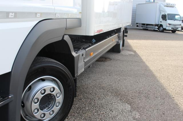 Mercedes-Benz Atego 1224 L - Skříňový nákladní auto: obrázek 3 Mercedes-Benz Atego 1224 L - Skříňový nákladní auto: obrázek 3
