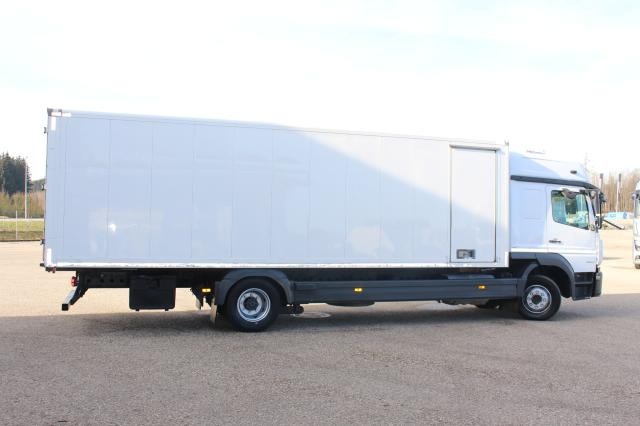 Mercedes-Benz Atego 1224 L - Skříňový nákladní auto: obrázek 4 Mercedes-Benz Atego 1224 L - Skříňový nákladní auto: obrázek 4