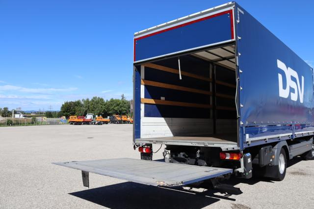 Plachtový nákladní auto Mercedes-Benz Atego 1224 L: obrázek 6