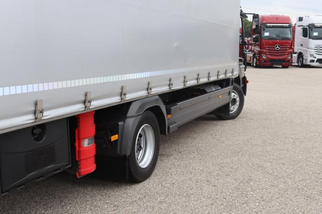 Mercedes-Benz Atego 1323 L - Plachtový nákladní auto: obrázek 5 Mercedes-Benz Atego 1323 L - Plachtový nákladní auto: obrázek 5