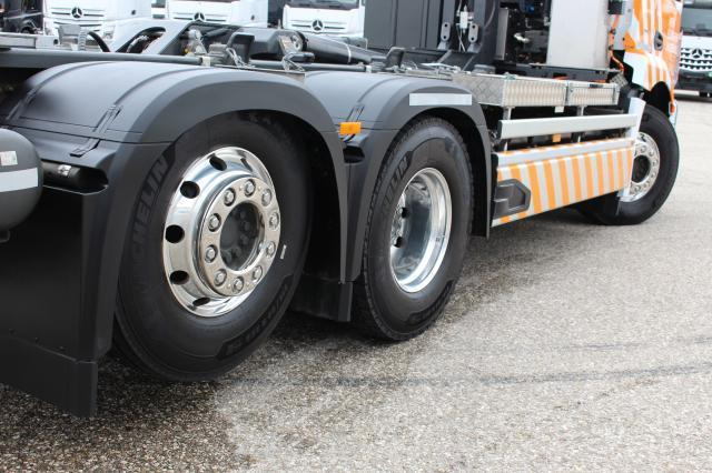 Mercedes-Benz eActros 300 L - Hákový nosič kontejnerů: obrázek 5 Mercedes-Benz eActros 300 L - Hákový nosič kontejnerů: obrázek 5