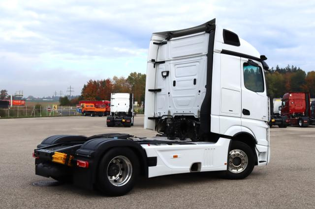 Mercedes-Benz Actros 1851 LS - Tahač: obrázek 3 Mercedes-Benz Actros 1851 LS - Tahač: obrázek 3