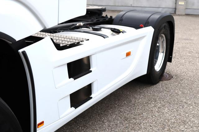 Mercedes-Benz Actros 1853 LS - Tahač: obrázek 4 Mercedes-Benz Actros 1853 LS - Tahač: obrázek 4