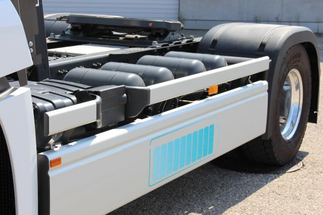 Mercedes-Benz eActros 300 LS ELEKTRO - Tahač: obrázek 3 Mercedes-Benz eActros 300 LS ELEKTRO - Tahač: obrázek 3