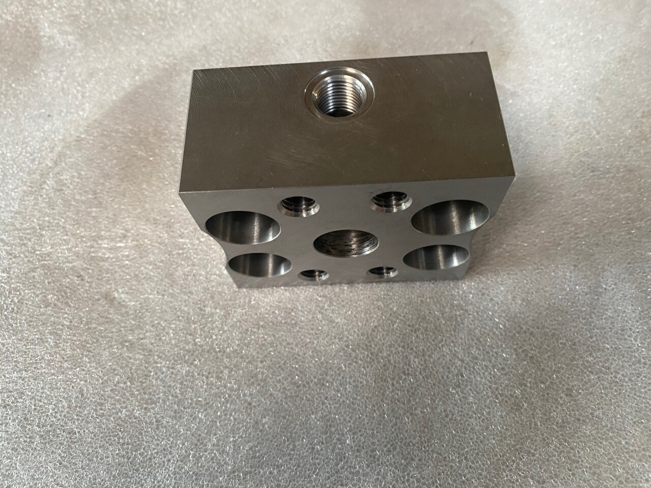 O&K Terex RH90 Flange 1754496 4018570 509-4542 - Náhradní díly: obrázek 2 O&K Terex RH90 Flange 1754496 4018570 509-4542 - Náhradní díly: obrázek 2