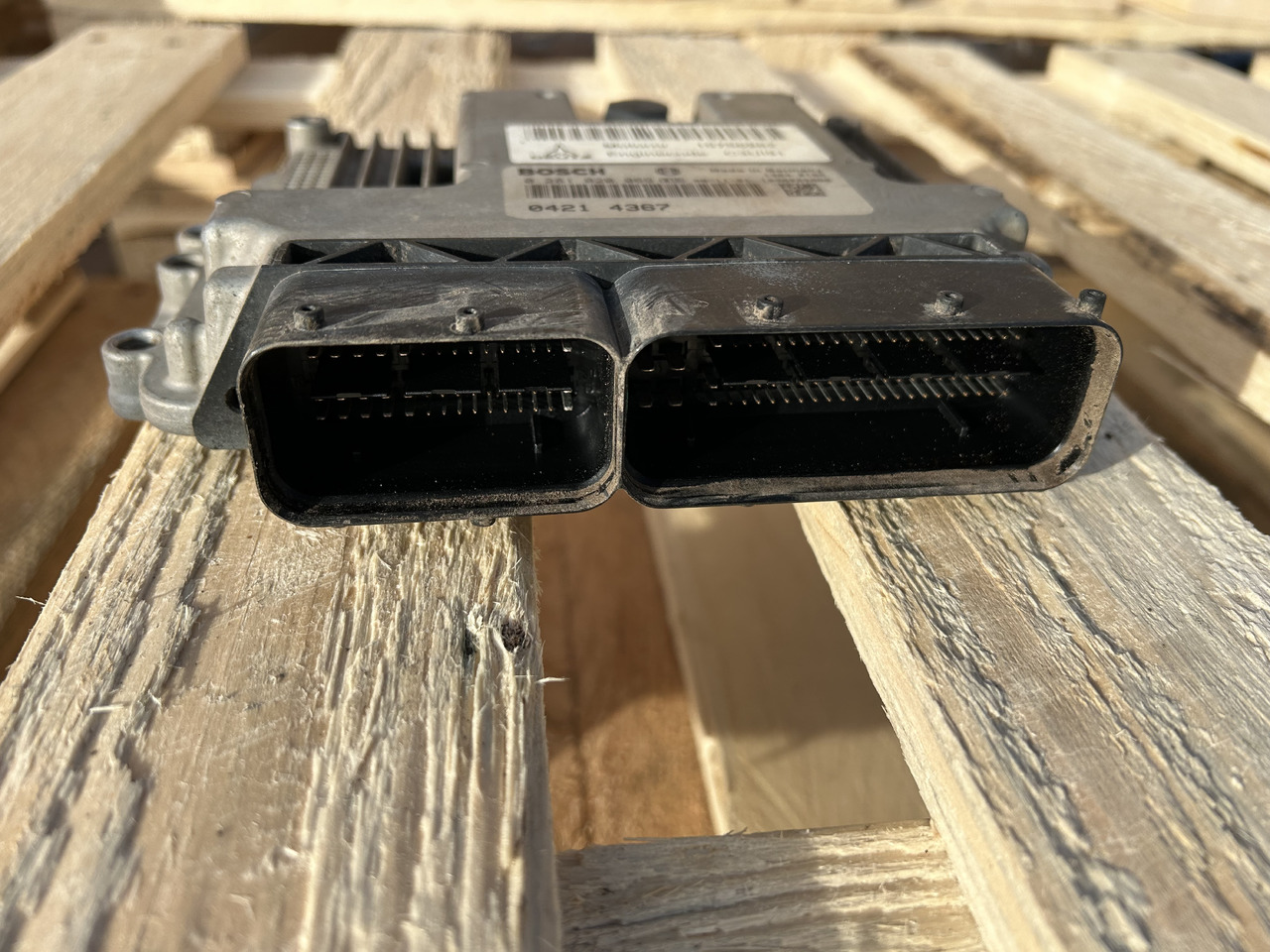 DEUTZ C3UI91 - Řídicí blok pro Rýpadlo: obrázek 3 DEUTZ C3UI91 - Řídicí blok pro Rýpadlo: obrázek 3