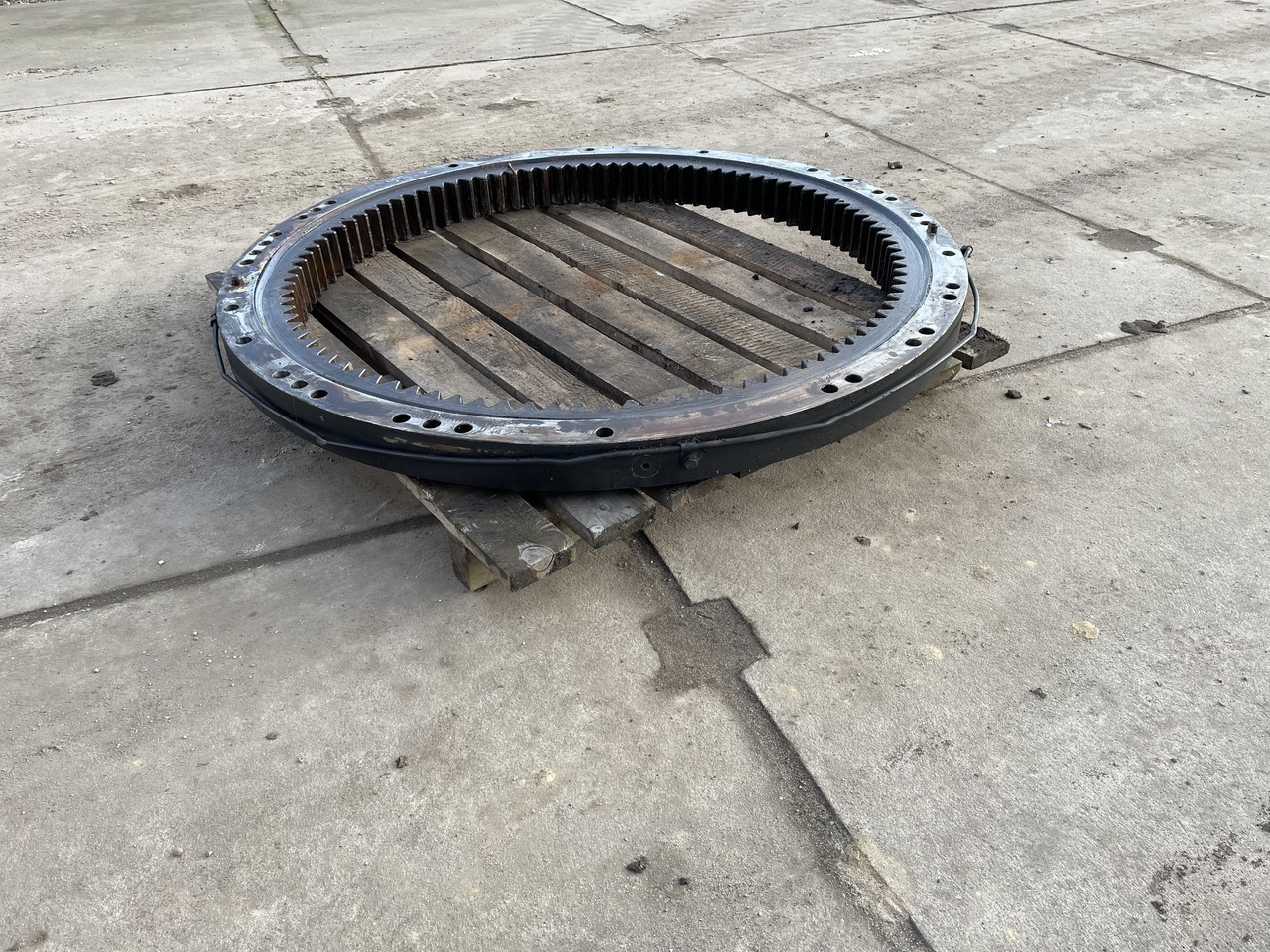 KOMATSU PC 228 - Ložisko otoče pro Rýpadlo: obrázek 2 KOMATSU PC 228 - Ložisko otoče pro Rýpadlo: obrázek 2