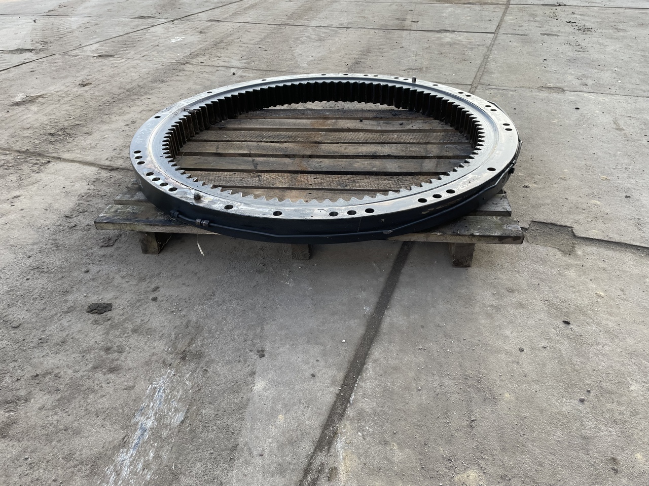 KOMATSU PC 228 - Ložisko otoče pro Rýpadlo: obrázek 1 KOMATSU PC 228 - Ložisko otoče pro Rýpadlo: obrázek 1