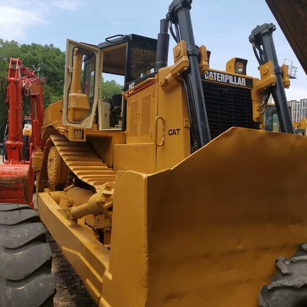 2016 Caterpillar D7H - Buldozer: obrázek 1 2016 Caterpillar D7H - Buldozer: obrázek 1