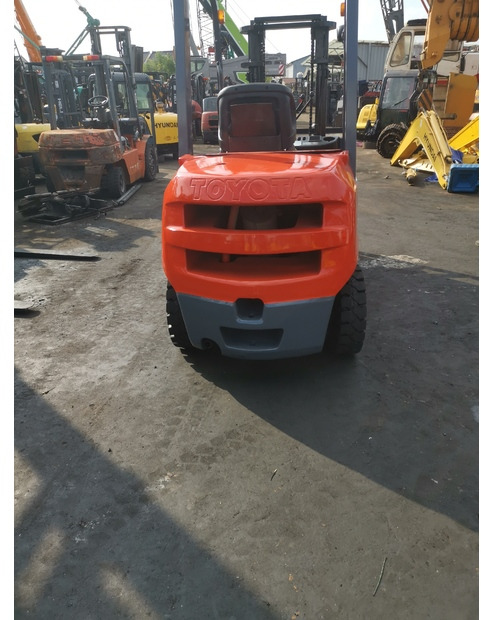 2018 Toyota FDZN30 - Vysokozdvižný vozík: obrázek 3 2018 Toyota FDZN30 - Vysokozdvižný vozík: obrázek 3