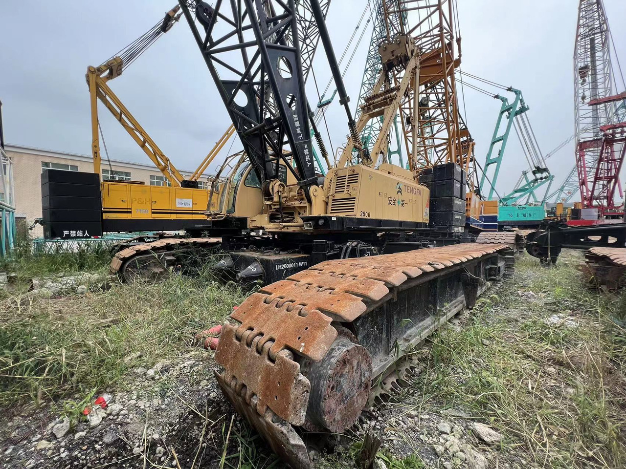 Hitachi-sumitomo SCX2500 - Pásový jeřáb: obrázek 1 Hitachi-sumitomo SCX2500 - Pásový jeřáb: obrázek 1