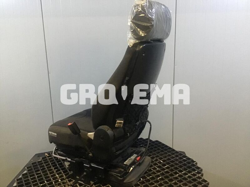 Grammer R926 K-LC / R946 LC / R946 LC-V / R946 NLC - Sedaček: obrázek 5 Grammer R926 K-LC / R946 LC / R946 LC-V / R946 NLC - Sedaček: obrázek 5