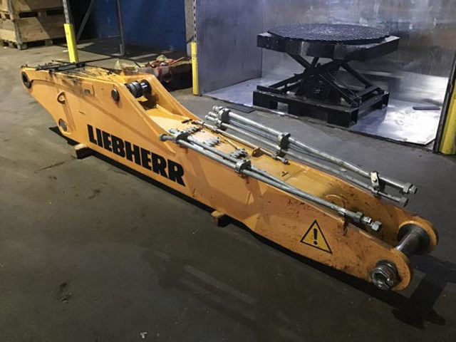 Liebherr Adjustable Boom 3,4 M - Karoserie a exteriér: obrázek 2 Liebherr Adjustable Boom 3,4 M - Karoserie a exteriér: obrázek 2