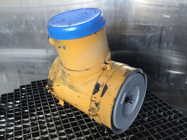 Liebherr Air Filter - Vzdušný filtr: obrázek 3 Liebherr Air Filter - Vzdušný filtr: obrázek 3