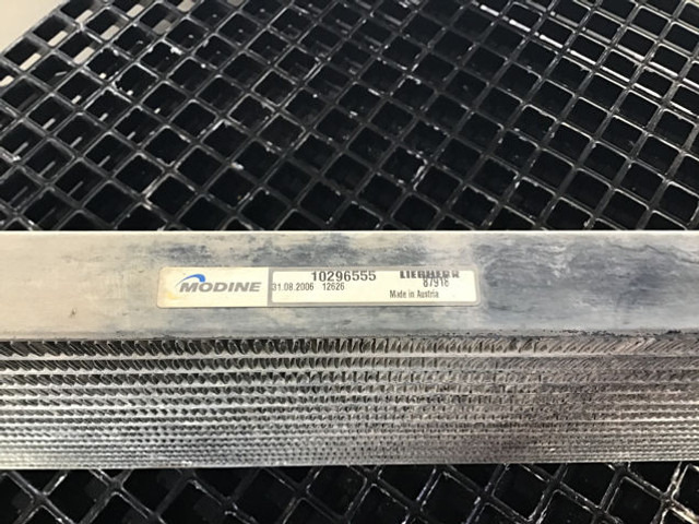Díl klimatizace Liebherr Airco Condenser: obrázek 8