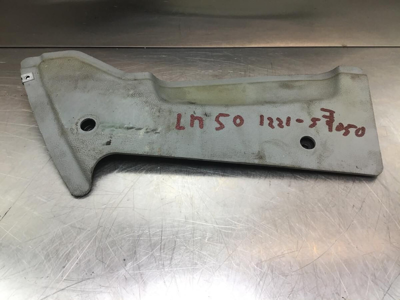 Liebherr Covering Left - Trubka sání vzduchu: obrázek 3 Liebherr Covering Left - Trubka sání vzduchu: obrázek 3