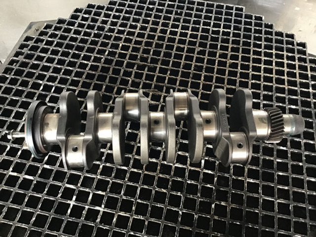 Liebherr Crankshaft - Zalomený hřídel: obrázek 1 Liebherr Crankshaft - Zalomený hřídel: obrázek 1