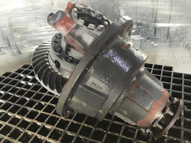 Liebherr Differential - Diferenciál: obrázek 3 Liebherr Differential - Diferenciál: obrázek 3