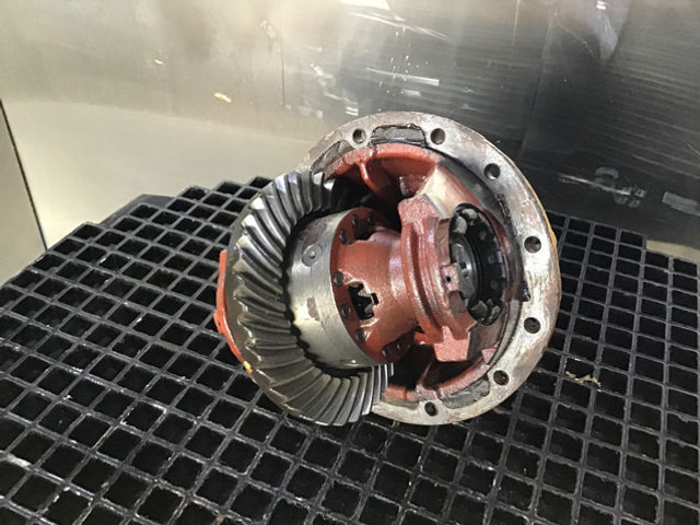 Diferenciál Liebherr Differential: obrázek 6