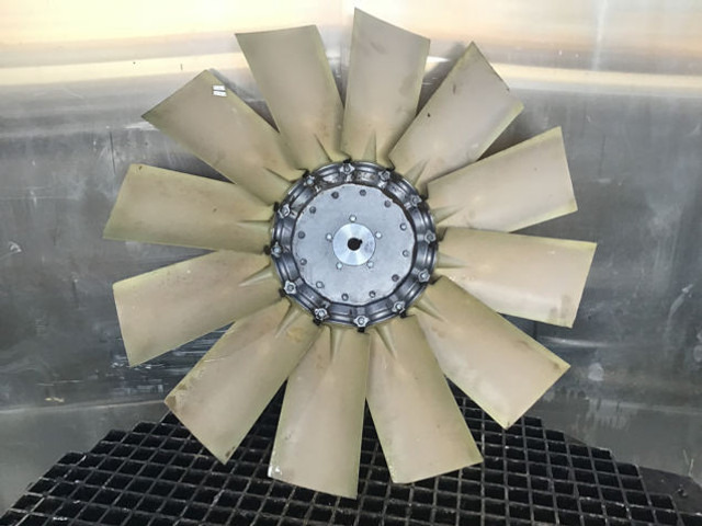Liebherr Fan Blade - Ventilátor: obrázek 1 Liebherr Fan Blade - Ventilátor: obrázek 1