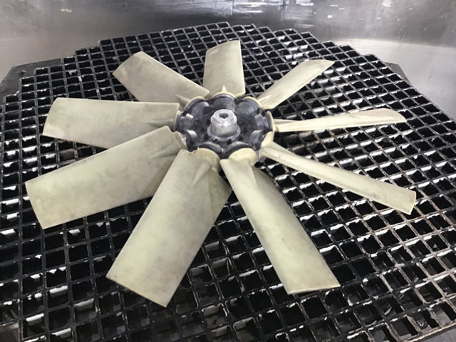 Liebherr Fan Blade - Ventilátor: obrázek 1 Liebherr Fan Blade - Ventilátor: obrázek 1