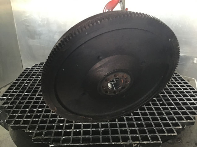 Liebherr Flywheel SAE2 - Setrvačník: obrázek 2 Liebherr Flywheel SAE2 - Setrvačník: obrázek 2