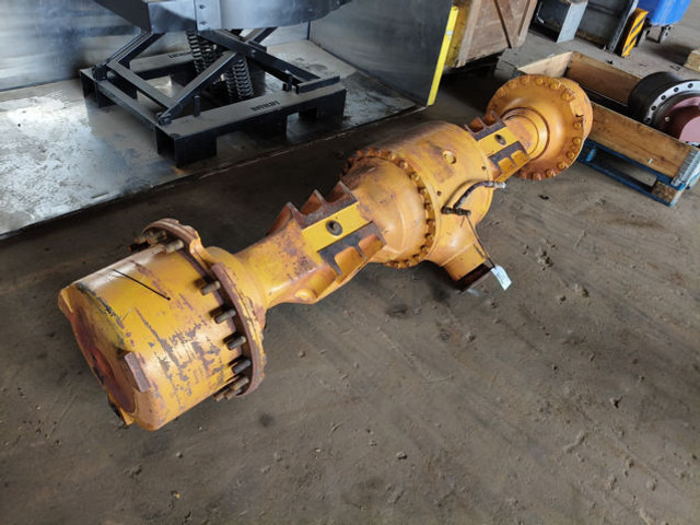 Liebherr Front Axle - Přední náprava: obrázek 1 Liebherr Front Axle - Přední náprava: obrázek 1