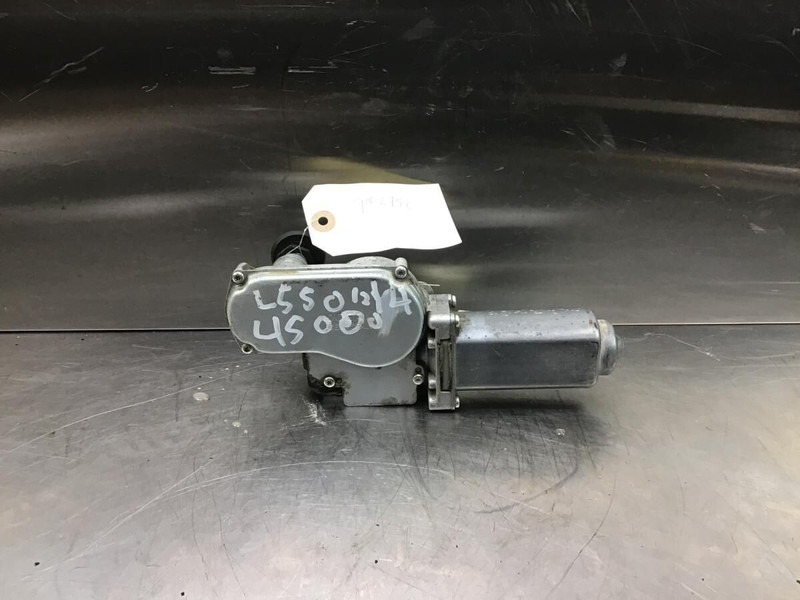 Liebherr L550 - Stěrač: obrázek 2 Liebherr L550 - Stěrač: obrázek 2