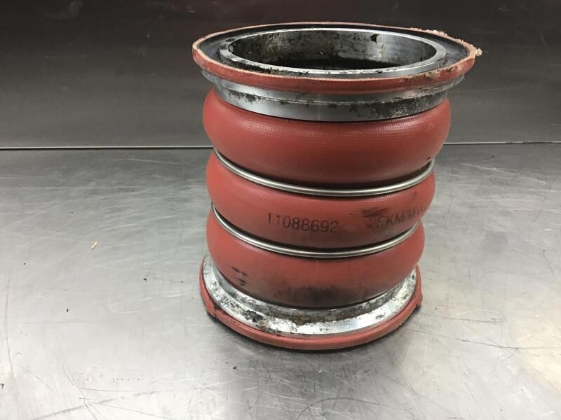 Liebherr L580 / L550 / L556 / L576 / L566 - Chladící systém: obrázek 1 Liebherr L580 / L550 / L556 / L576 / L566 - Chladící systém: obrázek 1