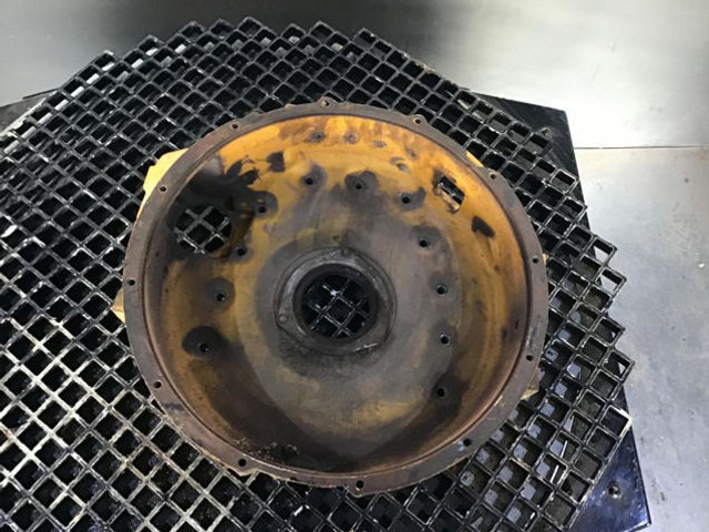 Karter Liebherr Oil Sump: obrázek 8