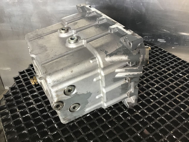 Liebherr Oil Sump - Karter: obrázek 3 Liebherr Oil Sump - Karter: obrázek 3