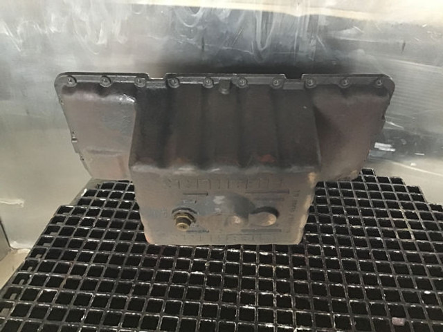 Liebherr Oil Sump - Karter: obrázek 1 Liebherr Oil Sump - Karter: obrázek 1