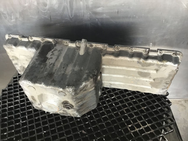Liebherr Oil Sump - Karter: obrázek 1 Liebherr Oil Sump - Karter: obrázek 1
