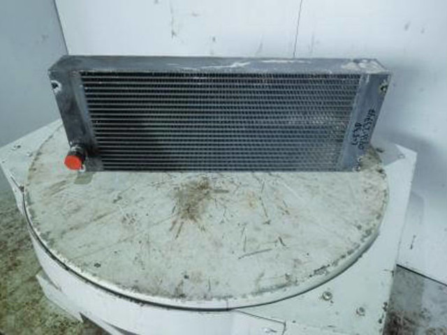 Liebherr Oilcooler - Chladič oleje: obrázek 1 Liebherr Oilcooler - Chladič oleje: obrázek 1