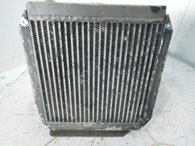 Liebherr Oilcooler - Chladič oleje: obrázek 1 Liebherr Oilcooler - Chladič oleje: obrázek 1