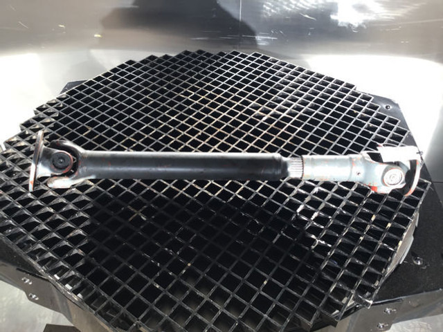 Liebherr Propeller Shaft - Poloosa: obrázek 1 Liebherr Propeller Shaft - Poloosa: obrázek 1