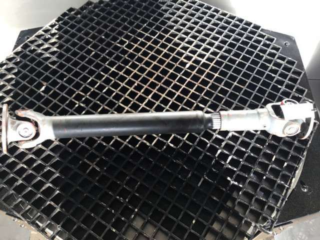 Liebherr Propeller Shaft - Poloosa: obrázek 4 Liebherr Propeller Shaft - Poloosa: obrázek 4