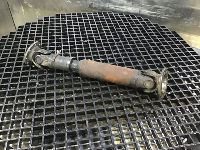 Liebherr Propeller Shaft - Poloosa: obrázek 1 Liebherr Propeller Shaft - Poloosa: obrázek 1