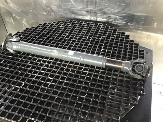 Liebherr Propellor Shaft - Poloosa: obrázek 1 Liebherr Propellor Shaft - Poloosa: obrázek 1