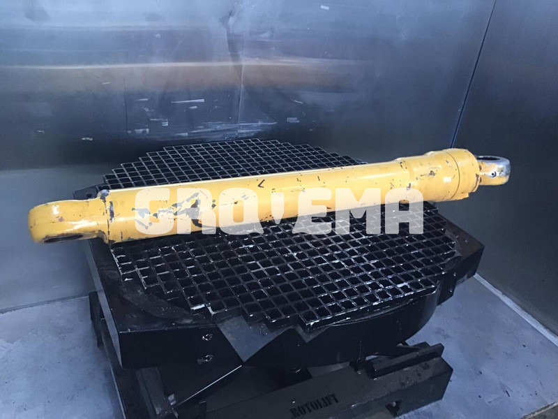 Liebherr R912 Li / R321 / A904 Li - Hydraulický válec: obrázek 1 Liebherr R912 Li / R321 / A904 Li - Hydraulický válec: obrázek 1