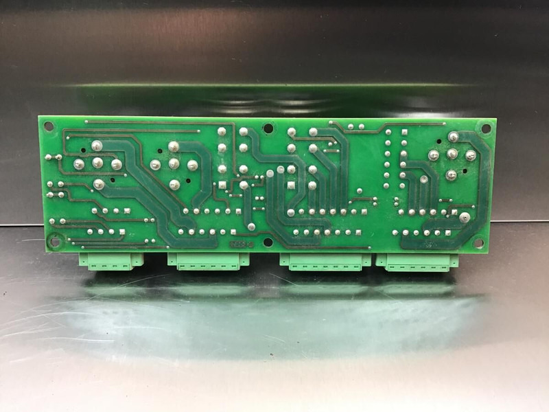 Liebherr R914B / R904 / A924C Li / A914 Li / A934B Li / R900C Li - Elektrický systém: obrázek 2 Liebherr R914B / R904 / A924C Li / A914 Li / A934B Li / R900C Li - Elektrický systém: obrázek 2