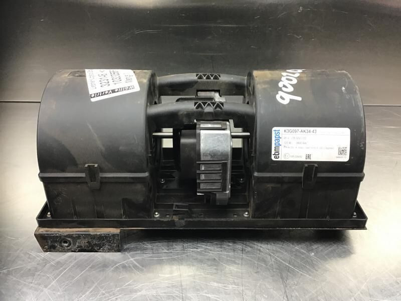 Liebherr R946 LC / R946 NLC / R956 / R976 / R926 LC / R920 / R920 LC - Ventilátor topení: obrázek 1 Liebherr R946 LC / R946 NLC / R956 / R976 / R926 LC / R920 / R920 LC - Ventilátor topení: obrázek 1