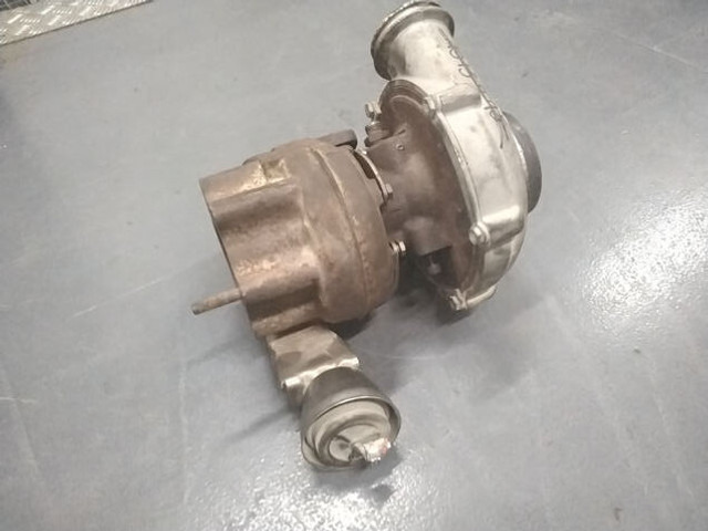 Liebherr Turbo Charger K29 - Turbodmychadlo: obrázek 2 Liebherr Turbo Charger K29 - Turbodmychadlo: obrázek 2