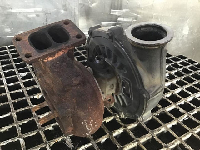 Liebherr Turbo - Turbodmychadlo: obrázek 1 Liebherr Turbo - Turbodmychadlo: obrázek 1