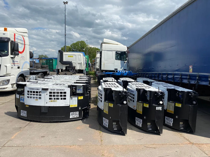 THERMO KING Genset / 12 Stuks / Clip-on SG 3000 / 2013 - Elektrický generátor: obrázek 4 THERMO KING Genset / 12 Stuks / Clip-on SG 3000 / 2013 - Elektrický generátor: obrázek 4
