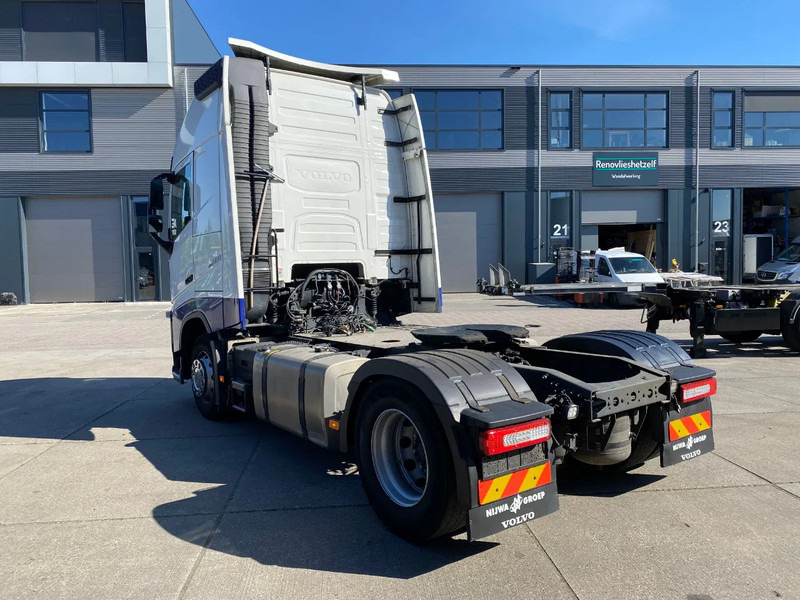 Volvo FH 13.500 Globetrotter XL / I-Park Cool / 2x Tank / Euro 6D - Tahač: obrázek 4 Volvo FH 13.500 Globetrotter XL / I-Park Cool / 2x Tank / Euro 6D - Tahač: obrázek 4