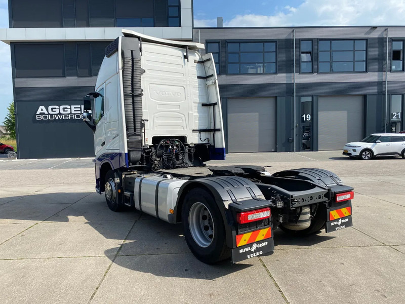Volvo FH 13.500 Globetrotter XL / I-parkCool / 2x Tank - Tahač: obrázek 4 Volvo FH 13.500 Globetrotter XL / I-parkCool / 2x Tank - Tahač: obrázek 4