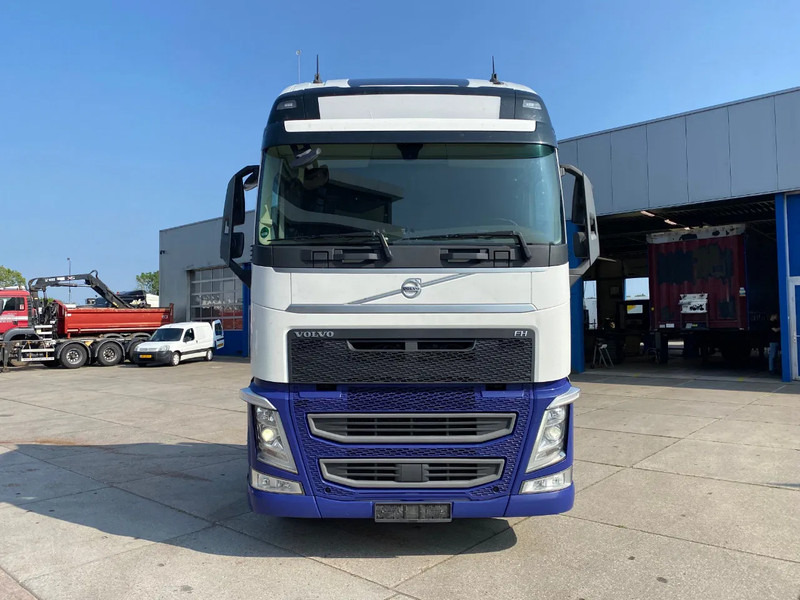 Volvo FH 13.500 Globetrotter XL / I-parkCool / 2x Tank - Tahač: obrázek 2 Volvo FH 13.500 Globetrotter XL / I-parkCool / 2x Tank - Tahač: obrázek 2