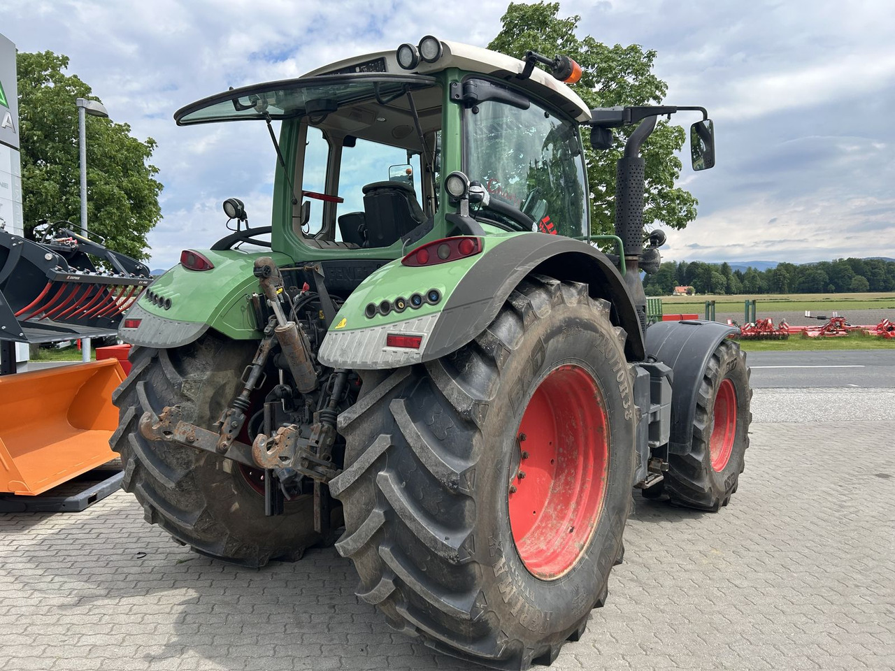 Fendt 724 Vario - Traktor: obrázek 3 Fendt 724 Vario - Traktor: obrázek 3