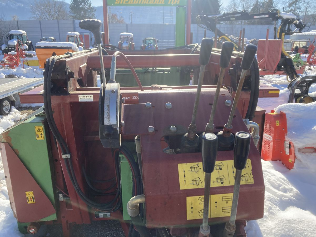 Strautmann Siloblitz 330 VC - Zařízení pro chov skotu: obrázek 1 Strautmann Siloblitz 330 VC - Zařízení pro chov skotu: obrázek 1